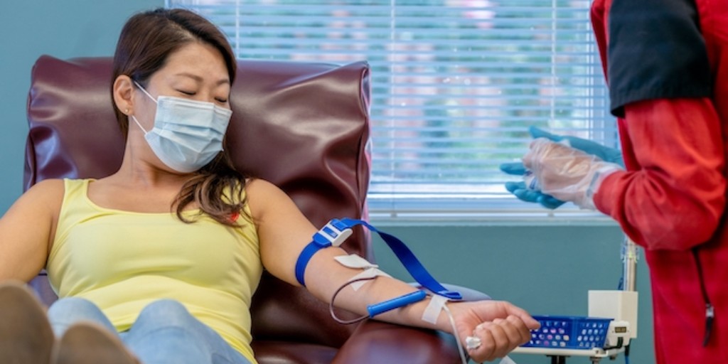 CanadasLifeline tweet picture