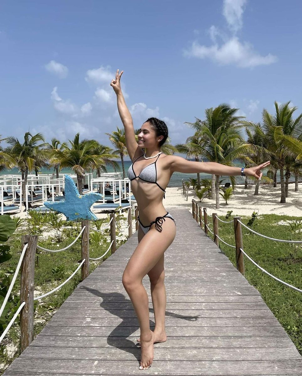 Royal Elite Vacation Club tweet media