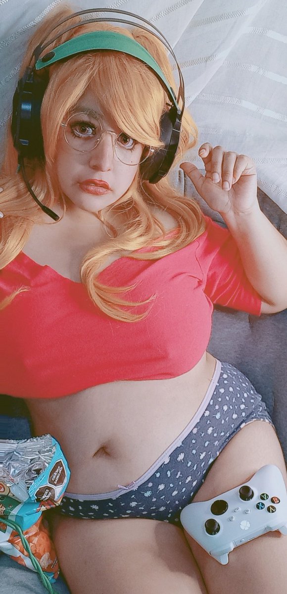 PukeiPukei 🎮 Re9 🧟‍♀️ tweet media