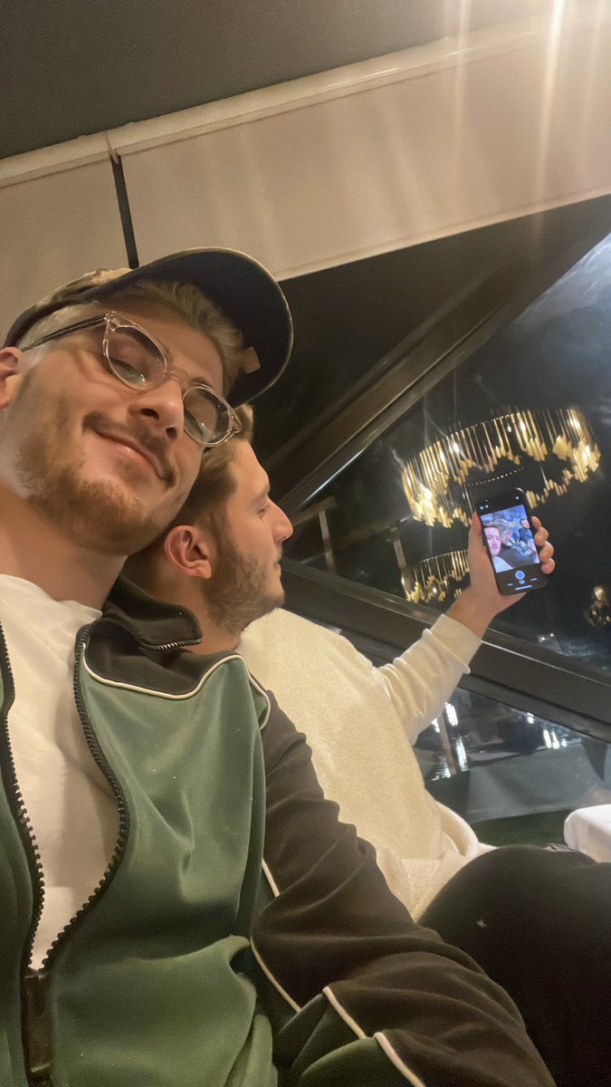 BERKAY_YVKRN's tweet photo. @berkayuvakurann  @poyrazBIGG  bugun bayram 🥺❤️ https://t.co/AcWVhijES2