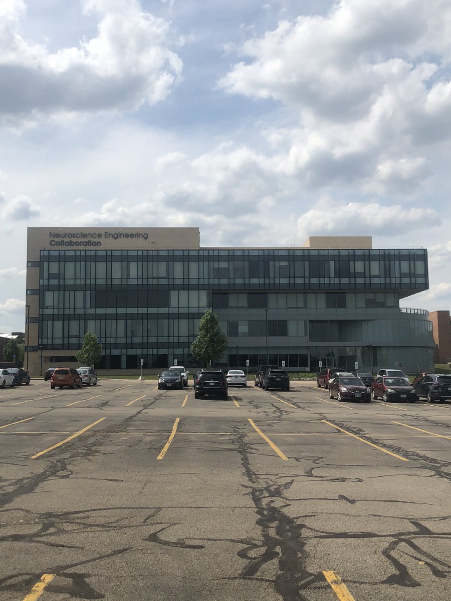 connorroadtrips's tweet photo. Here is the Neuroscience Collaboration Building: filled with Neuroscience. Here is the Russ Engineering Center: College of Engineering and Comouter Sciemce, and it is named after Fritz and Dolores Russ. Also, here is the Joshi Research Center. #usa #ohio #greenecountyohio https://t.co/hDvRq8DT6c