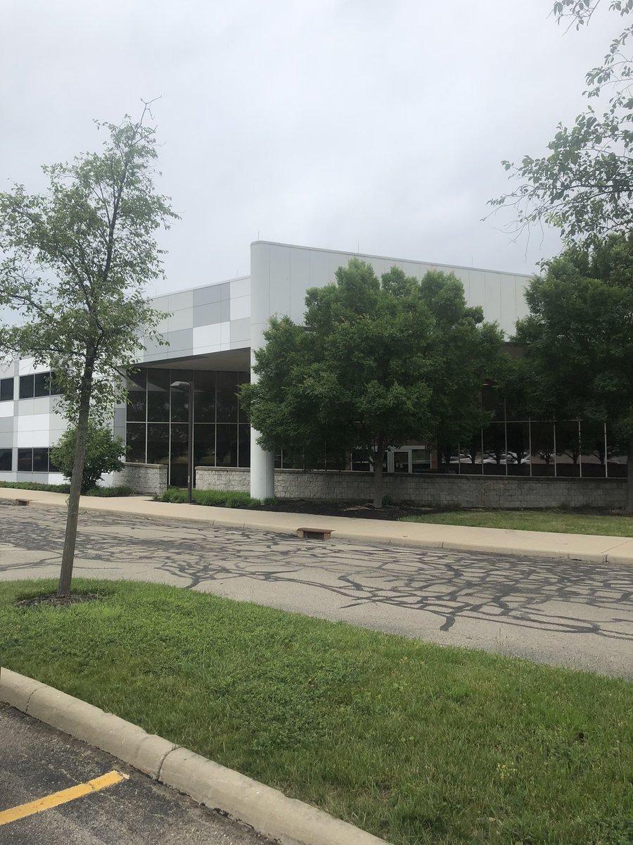 connorroadtrips's tweet photo. Here is White Hal which is known as the Boonshoft School of Medicine. #usa #ohio #greenecountyohio #bathtownshipgreenecountyohio #wrightstateuniversity #wrightstate #fairbornohio #daytonohio #raidernation #whitehall #boonshoftschoolofmedicine #medicalschool #medical #doctor https://t.co/9NTXe2IYWD