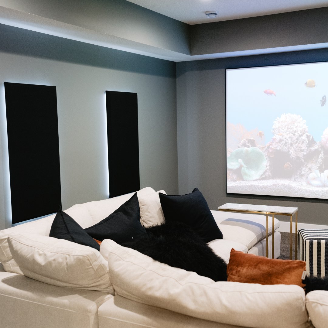 alvescustom's tweet photo. It is that time in the month between the chaos of Christmas and the start of a New Year. A little down time never hurt anyone. 

Having a space that allows you to enjoy a little bit of the outdoors but protects you from the cold.

Grab those blankets and get cozy. https://t.co/91NJHfEZ2l