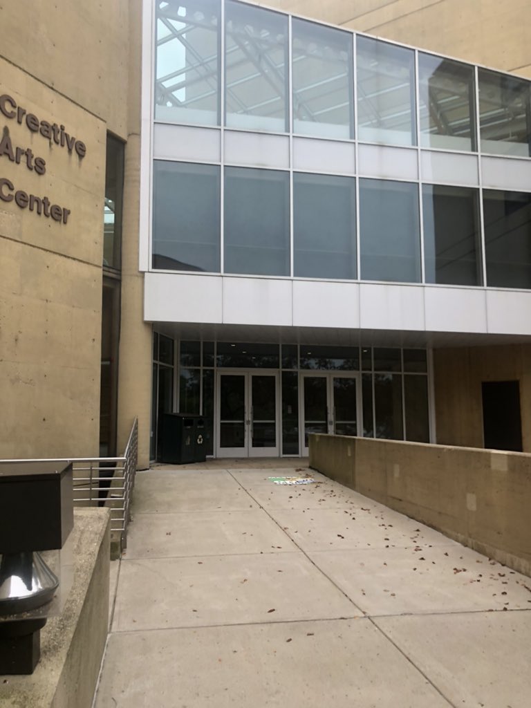 connorroadtrips's tweet photo. Here is the Creative Arts Center at Wright State. This is known for performing, singing, dancing, acting, theater, and art. This is a very confusing and weird building because there so many second floors. #usa #ohio #greenecountyohio #bathtownshipgreenecountyohio https://t.co/4ZV7mgrcvf