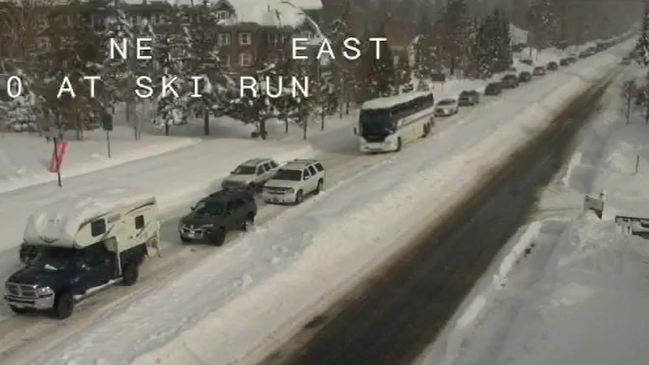 Caltrans District 3 On Twitter Wb Highway 50 In Cityofslt Remains Heavily Congested Today And Also At The Chain Checkpoint In Meyers In Countyeldorado A Stalled Big Rig On 50 At Ski