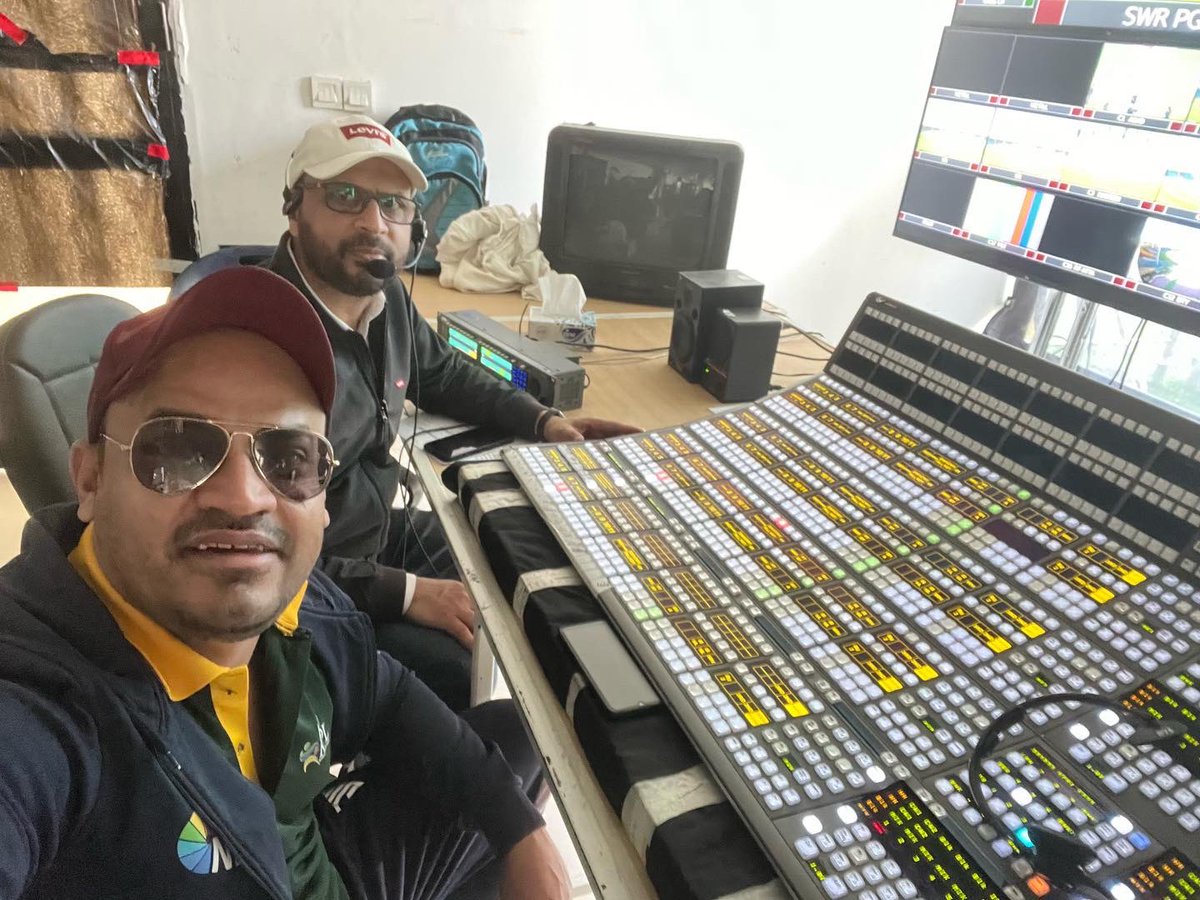 ShahidSelfie's tweet photo. Alhamdulillah Done another project Of the 2021 See you in 2022 π Team Broadcast #Sf360Digital & #Transmedia https://t.co/7m0ynnpVvx