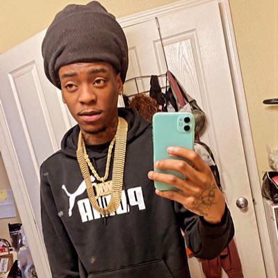 vlone_bone's tweet photo. #NewProfilePic https://t.co/NVkjo9xBVG