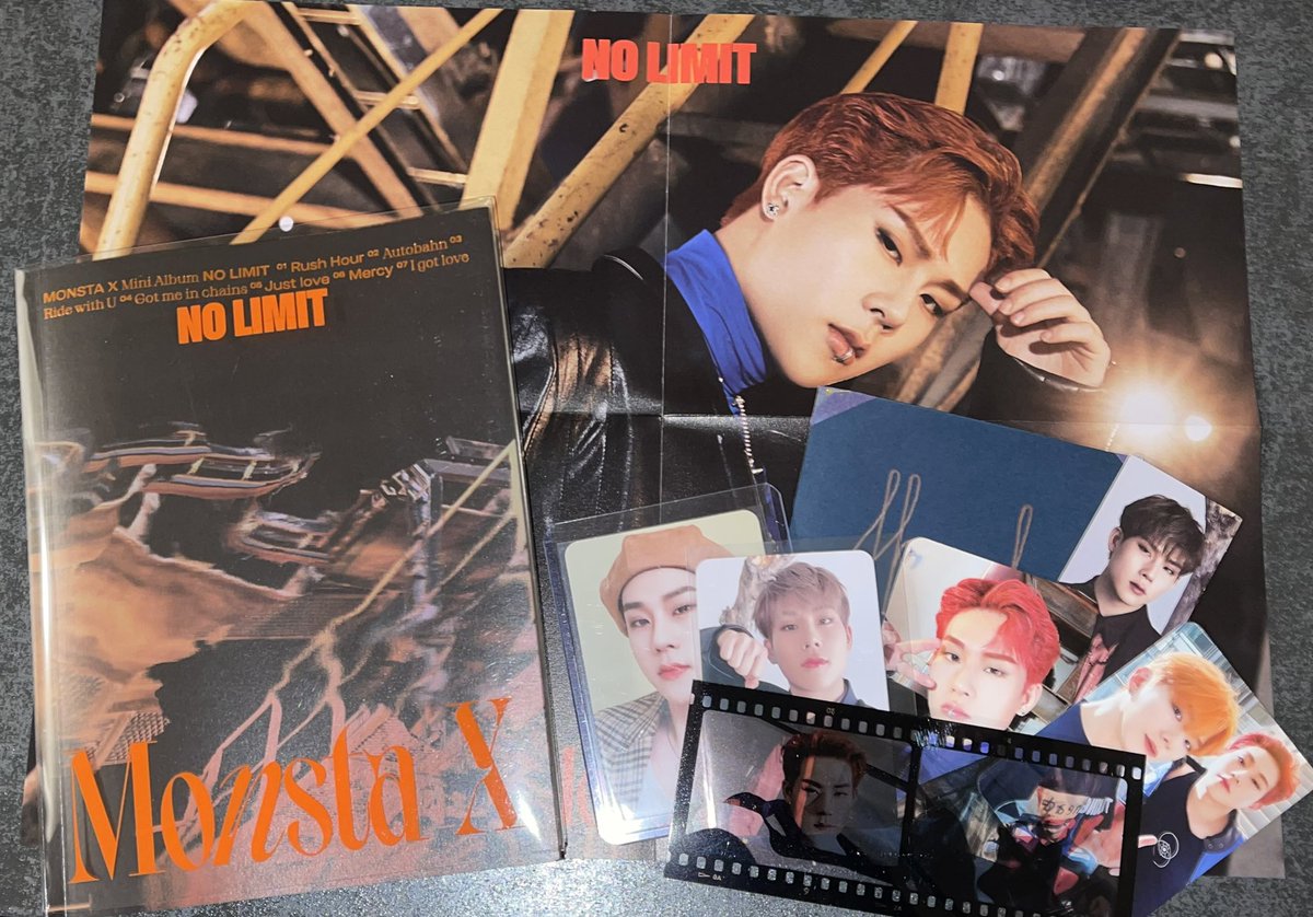 lxndrndr's tweet image. The love of my life arrived today ♥️
THANK YOU so much @imxinterstellar!!! #imxinterstellarproofs