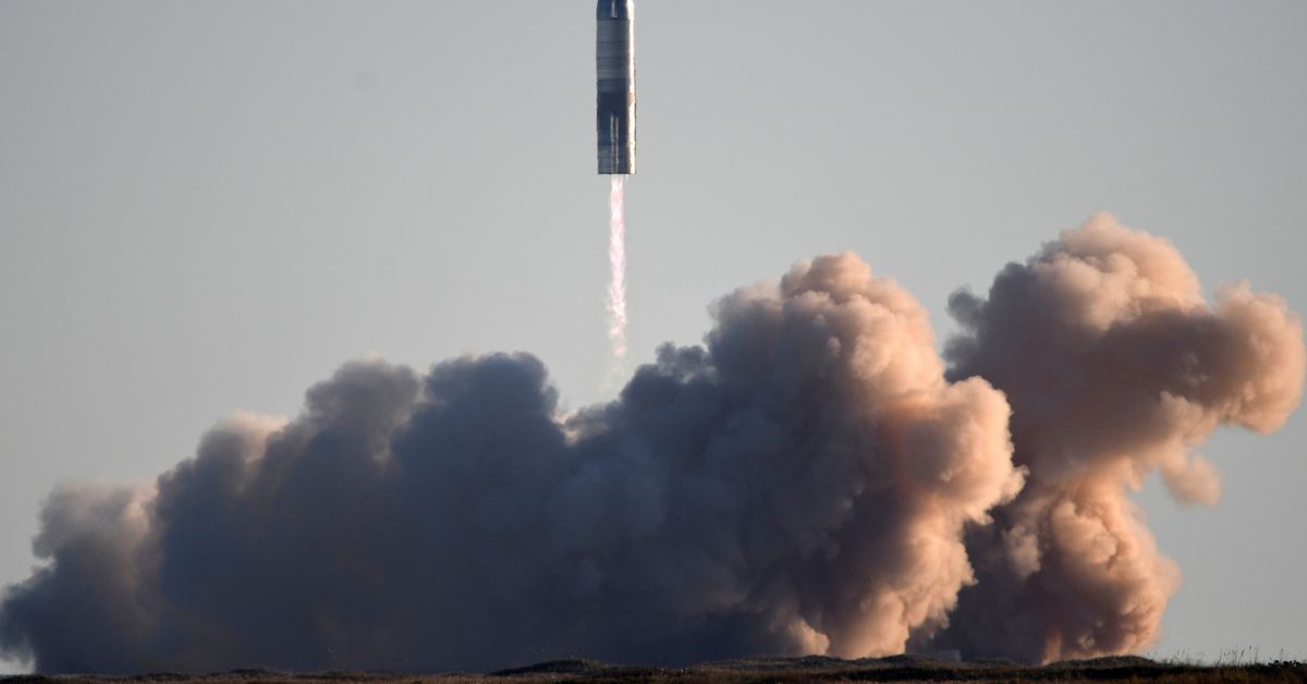 Reuters's tweet photo. Elon Musk's SpaceX raises over $337 mln in fresh funding https://t.co/6N2oxAzASk https://t.co/bEuullGzxB