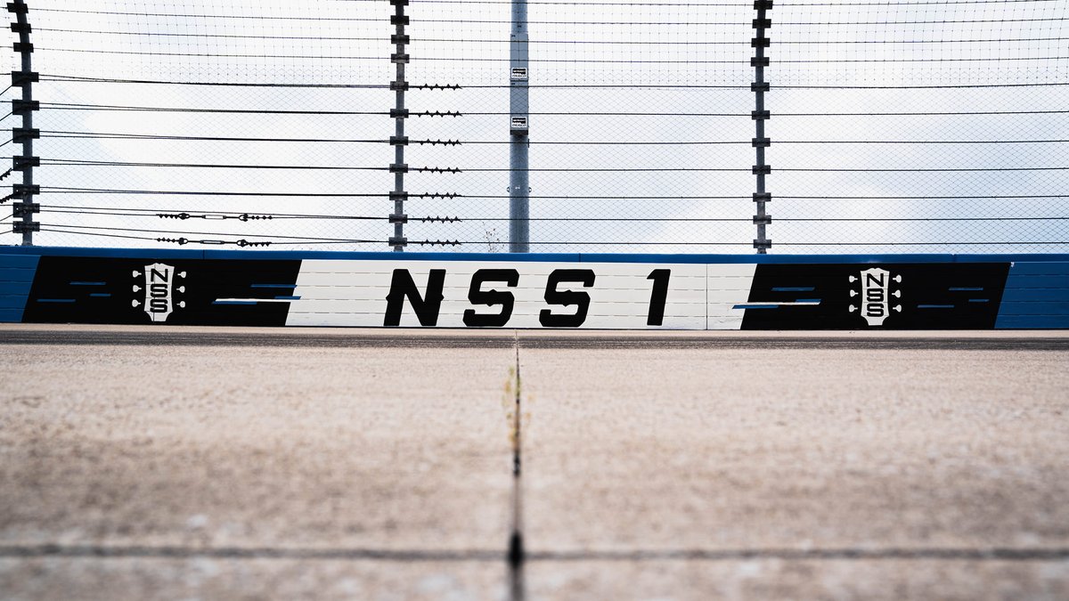 JKSincorporated's tweet photo. From revamping the start/finish line and SAFER barriers to giving new life to Victory Lane, working with @NashvilleSuperS in the spring was undoubtedly one of the most memorable projects of 2021.
📷: Thanks to Nashville Superspeedway for the photos!
#TrackServices | #BestOf2021 https://t.co/Fw1Y1ooXXS