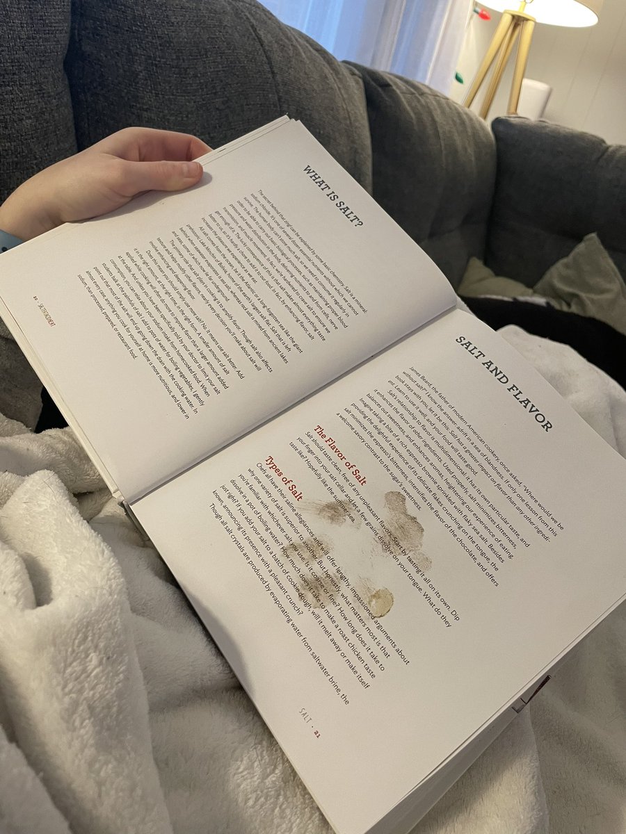 meeg2012's tweet photo. @CiaoSamin your book has been stamped dog-approved https://t.co/jChtdaatE5