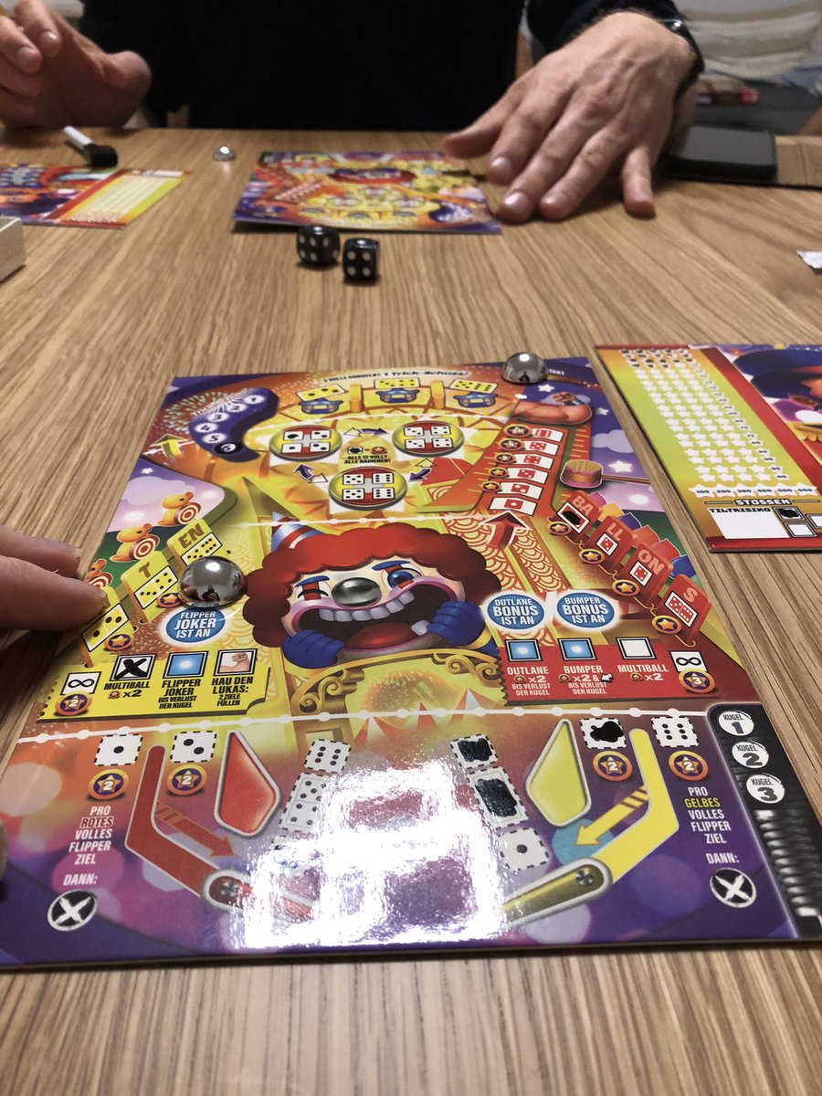 Krimimaster's tweet photo. Multiball! #flippermania mit @GoriGC https://t.co/OaDBEFJ2xj