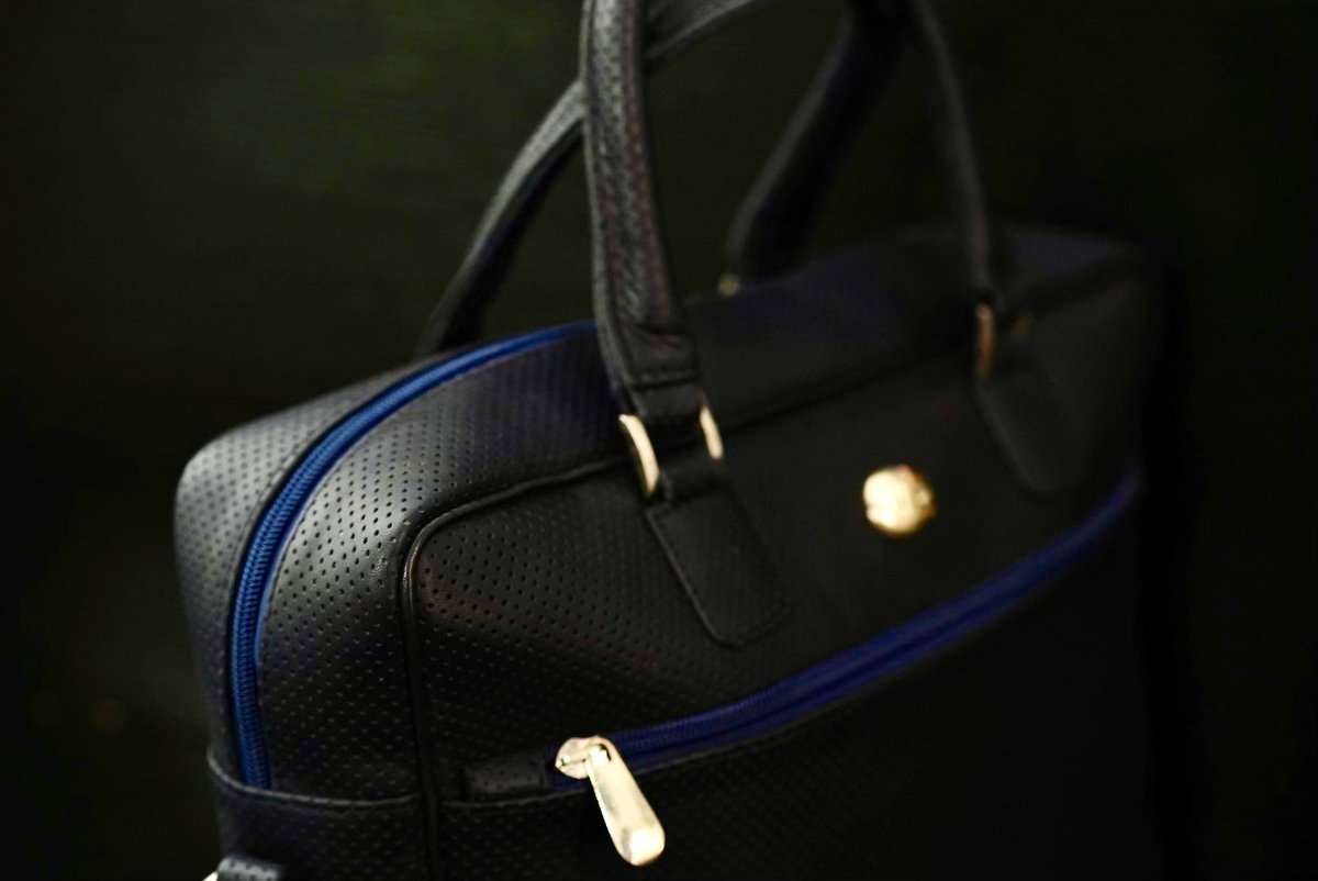 Réma'Na 👜👑 tweet media