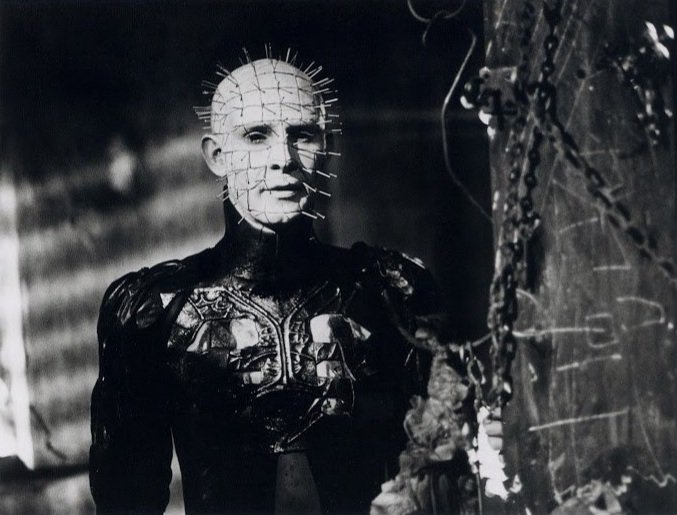 CliveBrasil's tweet photo. Bastidores de Hellraiser (1987). https://t.co/SxNIOsMZ4o