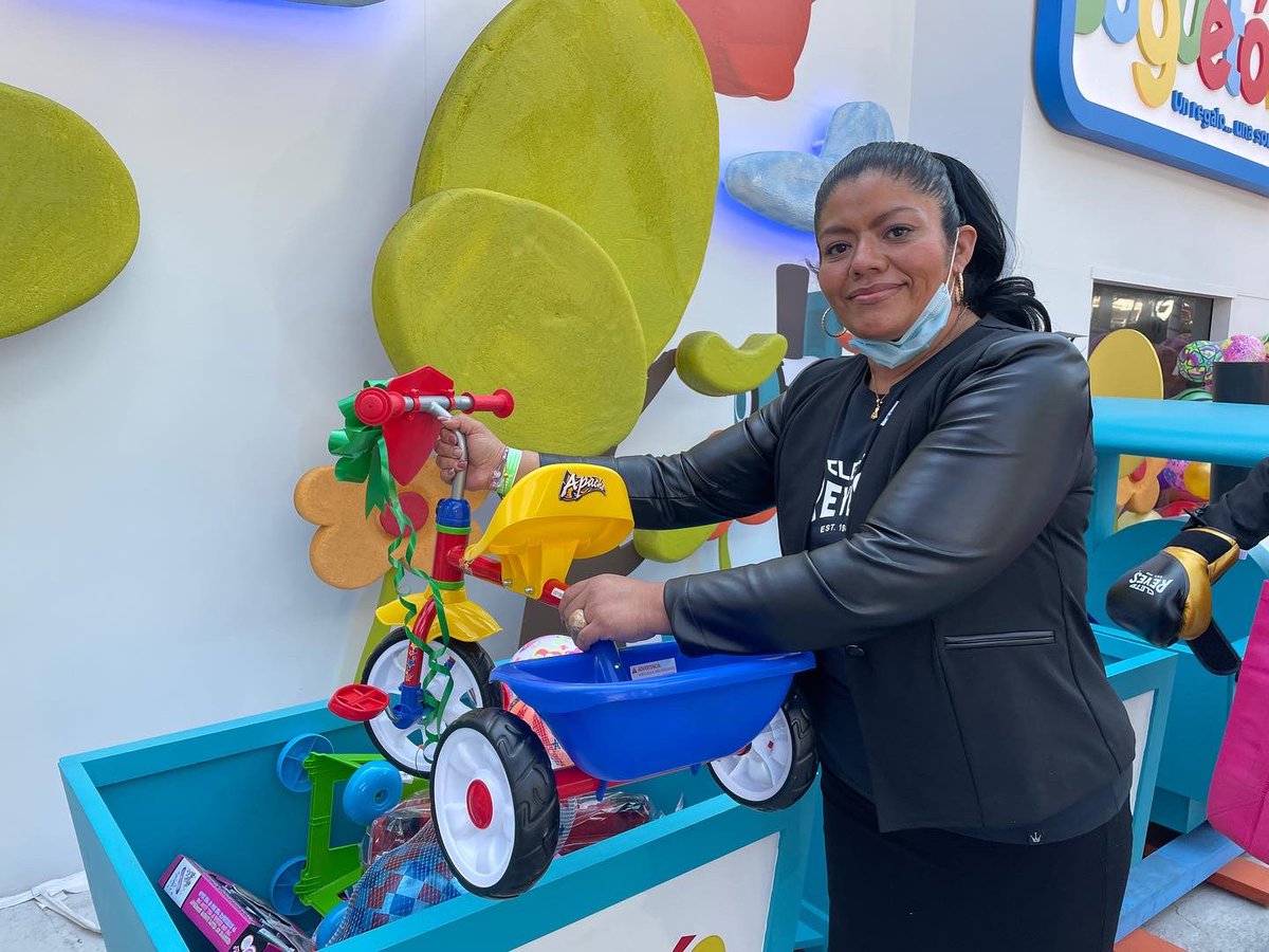 Juguetón Azteca tweet media