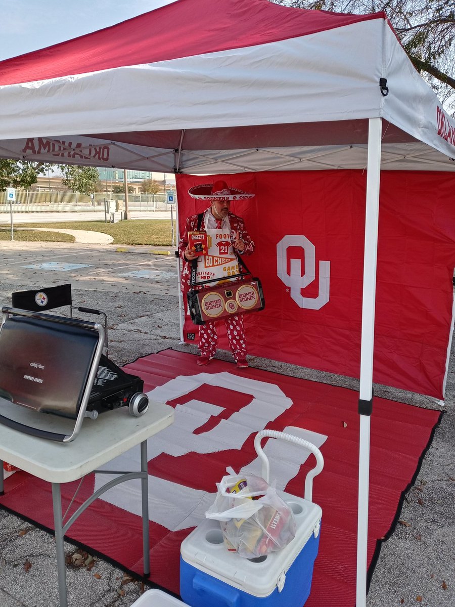 Were all set ready to cook at the Power of America packing lot