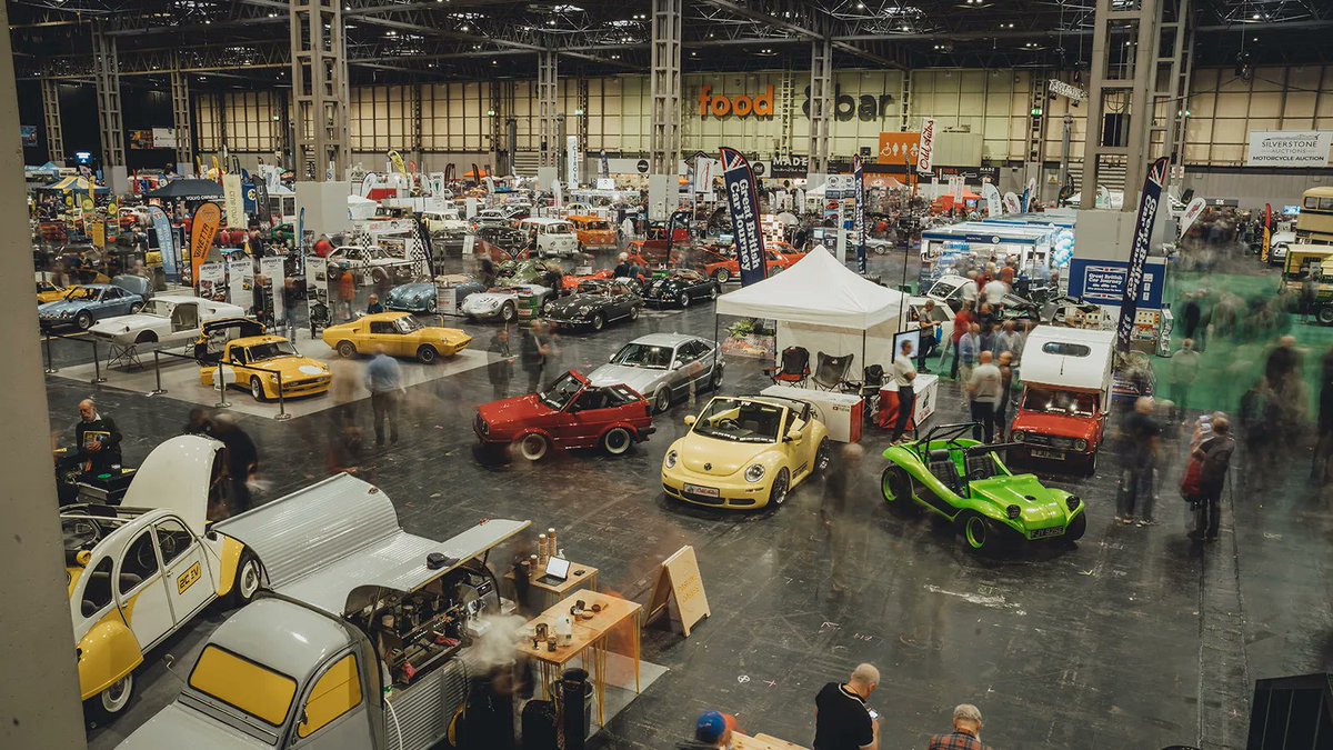 CandSCmagazine's tweet photo. Check out the 42 best classic car events of 2022: https://t.co/bYmReGLf1a. https://t.co/JQmLi1Sd45