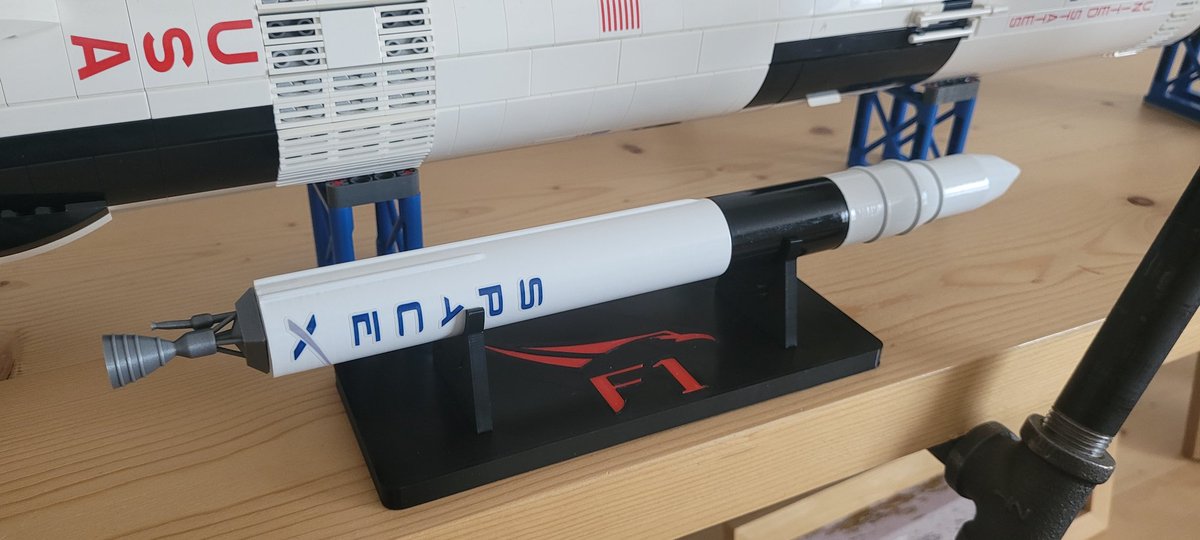 DStarship3's tweet image. Finally received my 3d printed @SpaceX #Falcon1 designed and printed by   @AdQuartum! It looks so good! Great job 😊😊