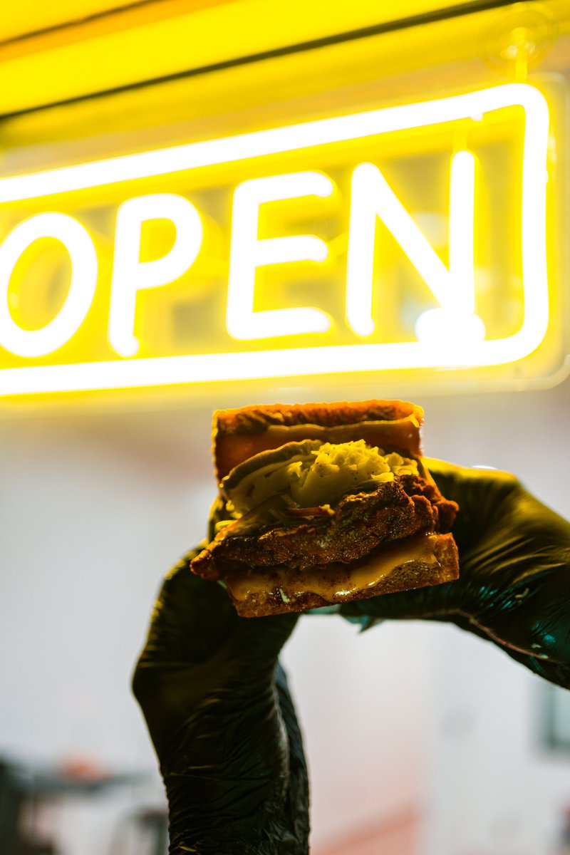 humblebirdla's tweet photo. New Years Eve Hours 11am-7pm
New Years day - Closed https://t.co/qOOEkDEpPE