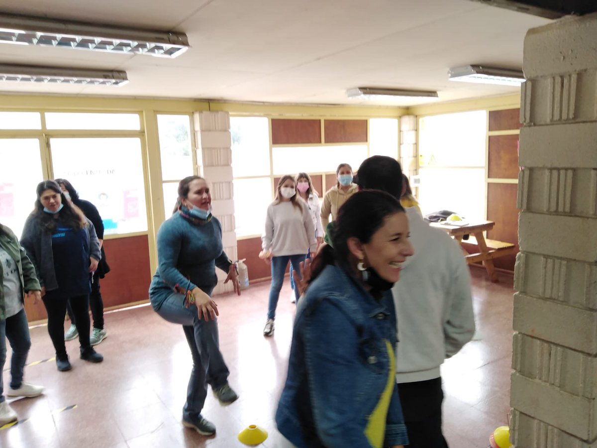 AjiEscuela's tweet photo. #Hijuelas @AjiEscuela #ajiavanza #hijuelasavanza #inicio #2do #día de #jornada #evaluación #año2021  #reflexionando #tomandodecisiones  #jugandoyaprendiendo #proyectando #año2022 https://t.co/yn05SvCYpS