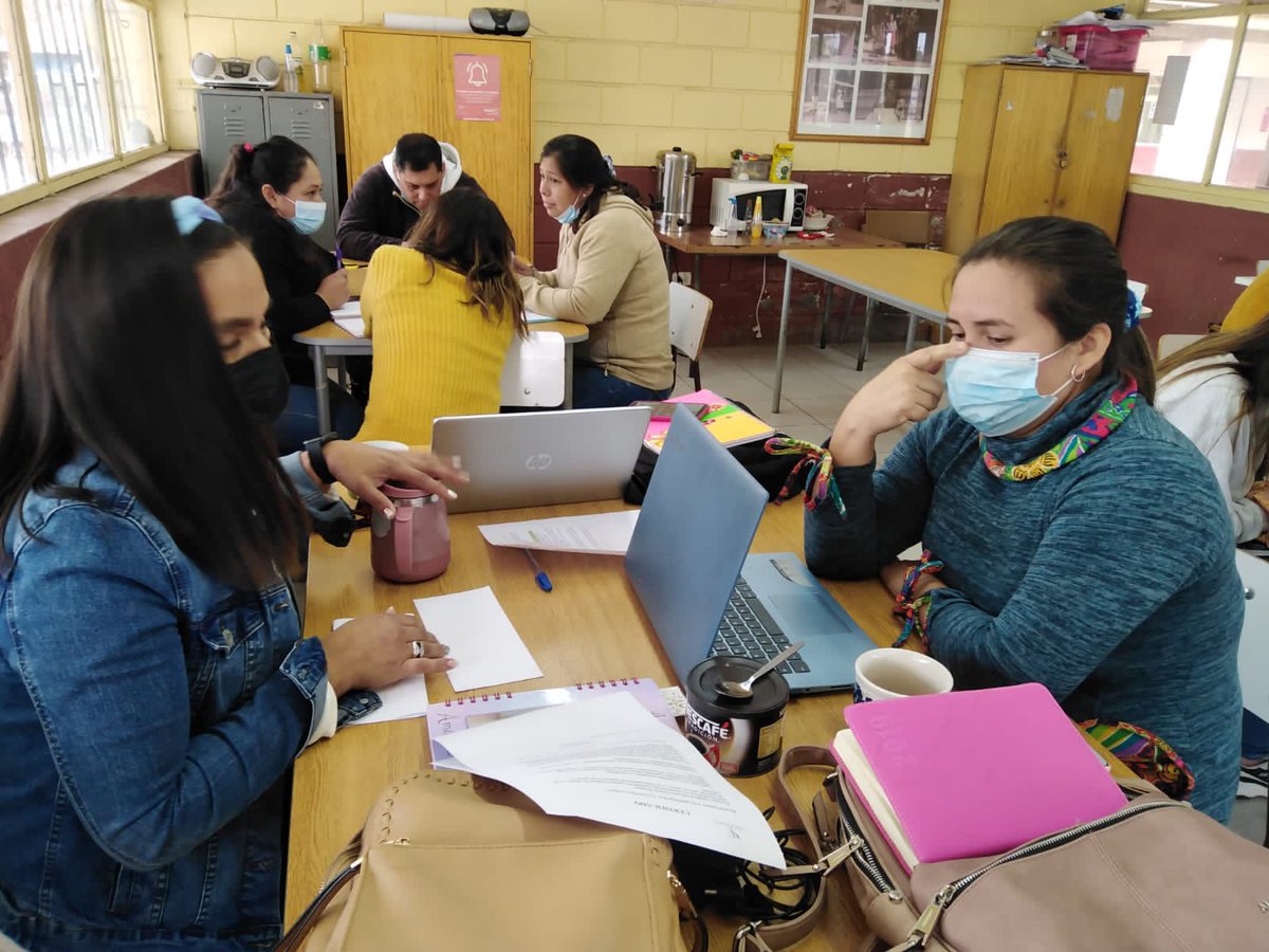AjiEscuela's tweet photo. #Hijuelas @AjiEscuela #ajiavanza #hijuelasavanza #2do #día de #jornada #evaluando #año2021 #tallereando #jugandoyaprendiendo #proyectando #año2022 https://t.co/DVriGVJl8I