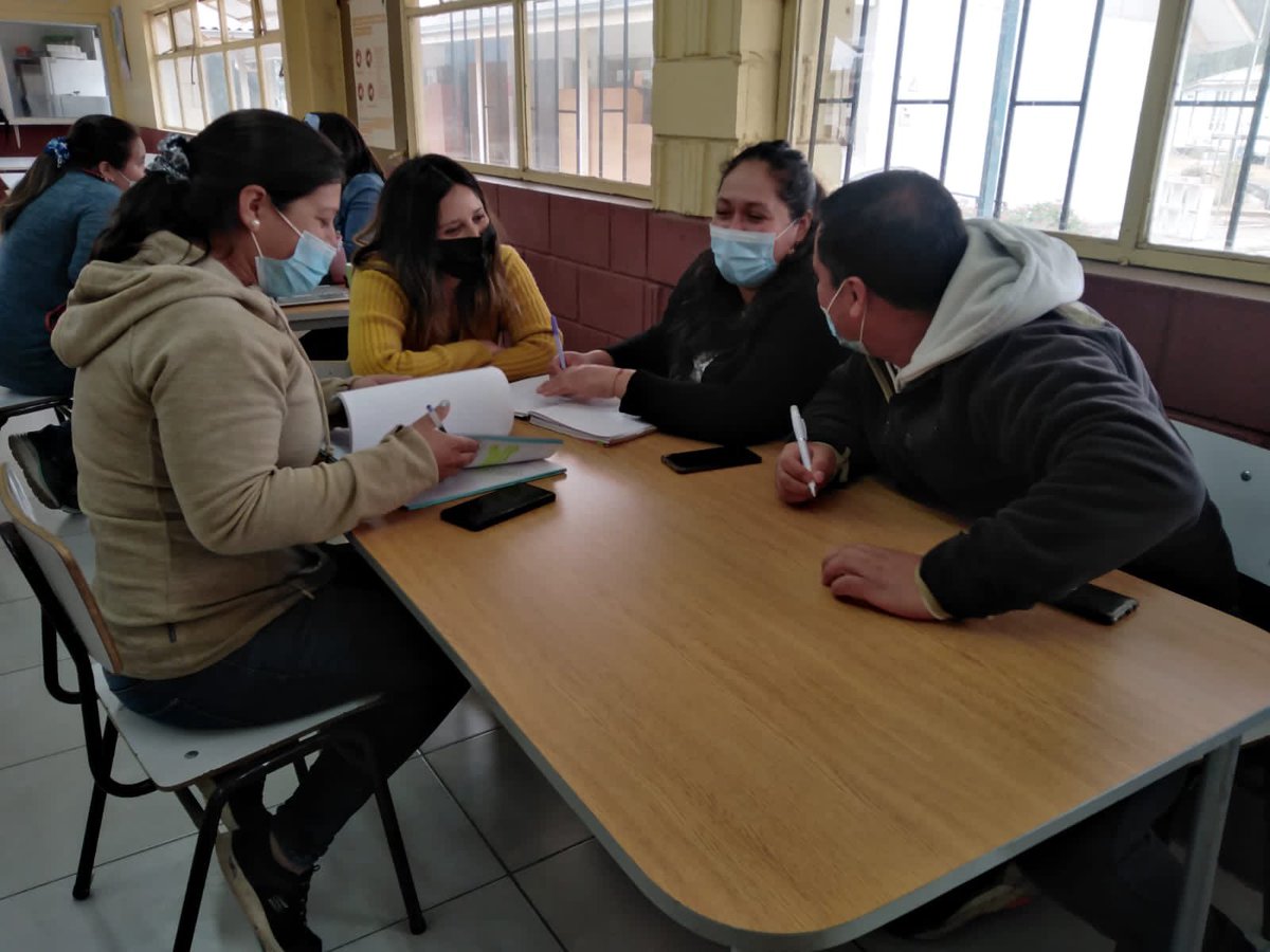AjiEscuela's tweet photo. #Hijuelas @AjiEscuela #ajiavanza #hijuelasavanza #2do #día de #jornada #evaluando #año2021 #tallereando #jugandoyaprendiendo #proyectando #año2022 https://t.co/DVriGVJl8I