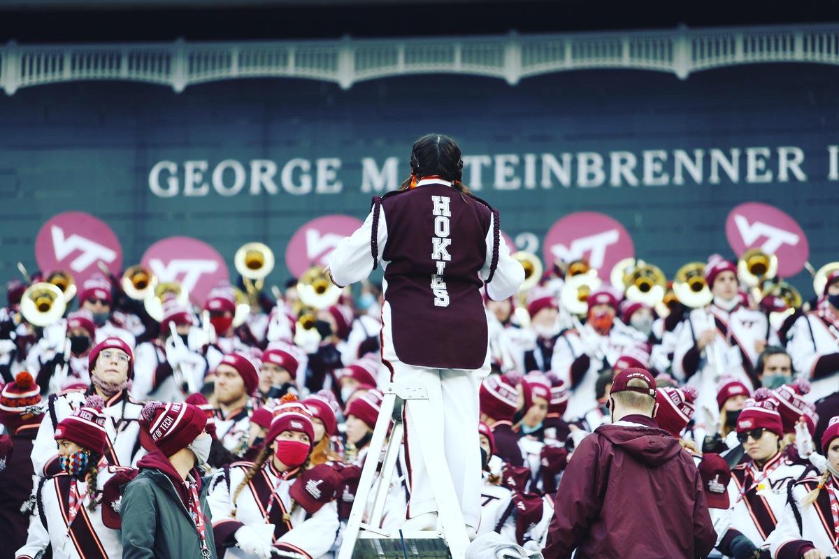 PinstripeBowl's tweet photo. The Hokies and Terps have the Bronx rocking. To all the @HokiesFB and @TerpsFootball fans, welcome to New York! https://t.co/1V1IaYHv3V