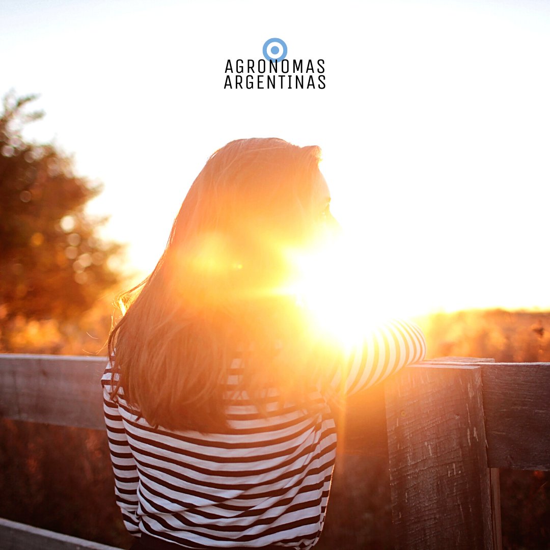 agronomas_arg's tweet photo. #2022 Bienvenido! 🌎❤️
Que en cada paso que demos persiguiendo nuestros objetivos este año nuevo, tengamos siempre en mente la frase:

"Yo puedo"

...es poderosa 💫

#AgronomasArgentinas👩‍🌾🌿
#CampoArgentino https://t.co/IRvRv33U7G