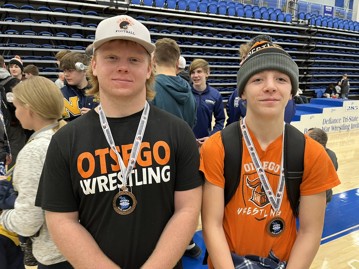 Carter Creps and Owen Kasza place 8th and 5th at the Defiance Tri State Border Wars.