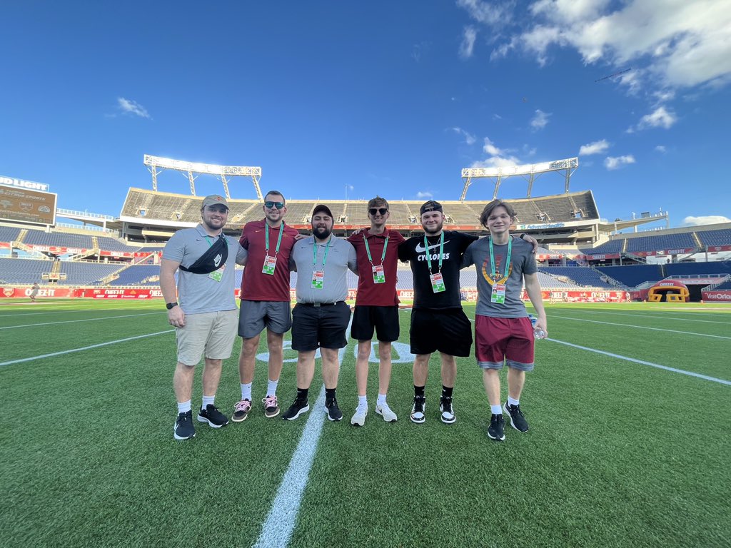 CycloneFB Video tweet media