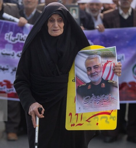 selda_68_17's tweet photo. سوز تب فراقِ تو درمان‌پذیر نیست...💔
#Hero https://t.co/m900TPHW0W