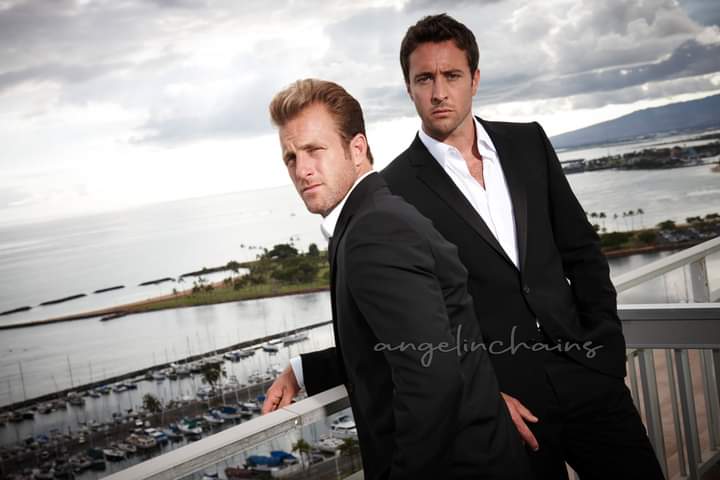 erienne1983's tweet photo. Alex O'Loughlin and Scott Caan as Steve McGarrett and Danny Williams... thanks "Alex O'Loughlin Updates" for these beautiful pictures.
I miss them so much. #H50 #McDanno https://t.co/RldDMvPNRi
