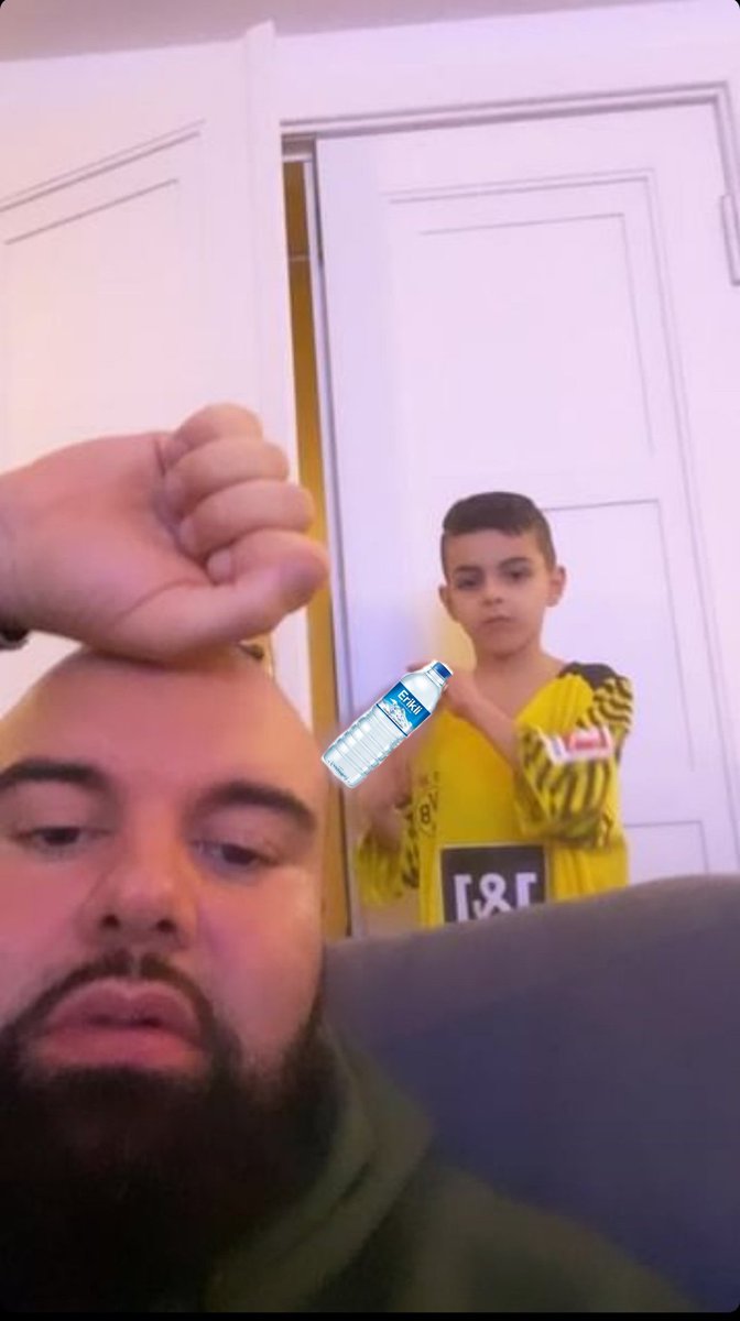 hankbubbl's tweet image. ANIMUS HINTER DIR!!!