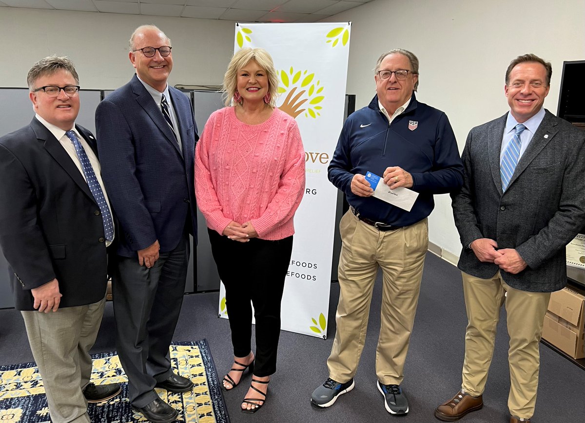 Thank you to <a href="/lubbocknational/">Lubbock National Bank</a> for your very generous $25,000 year-end donation which will provide nearly 600,000 meal servings. We are so grateful for your generosity to Breedlove and for all that you do for the Lubbock community.