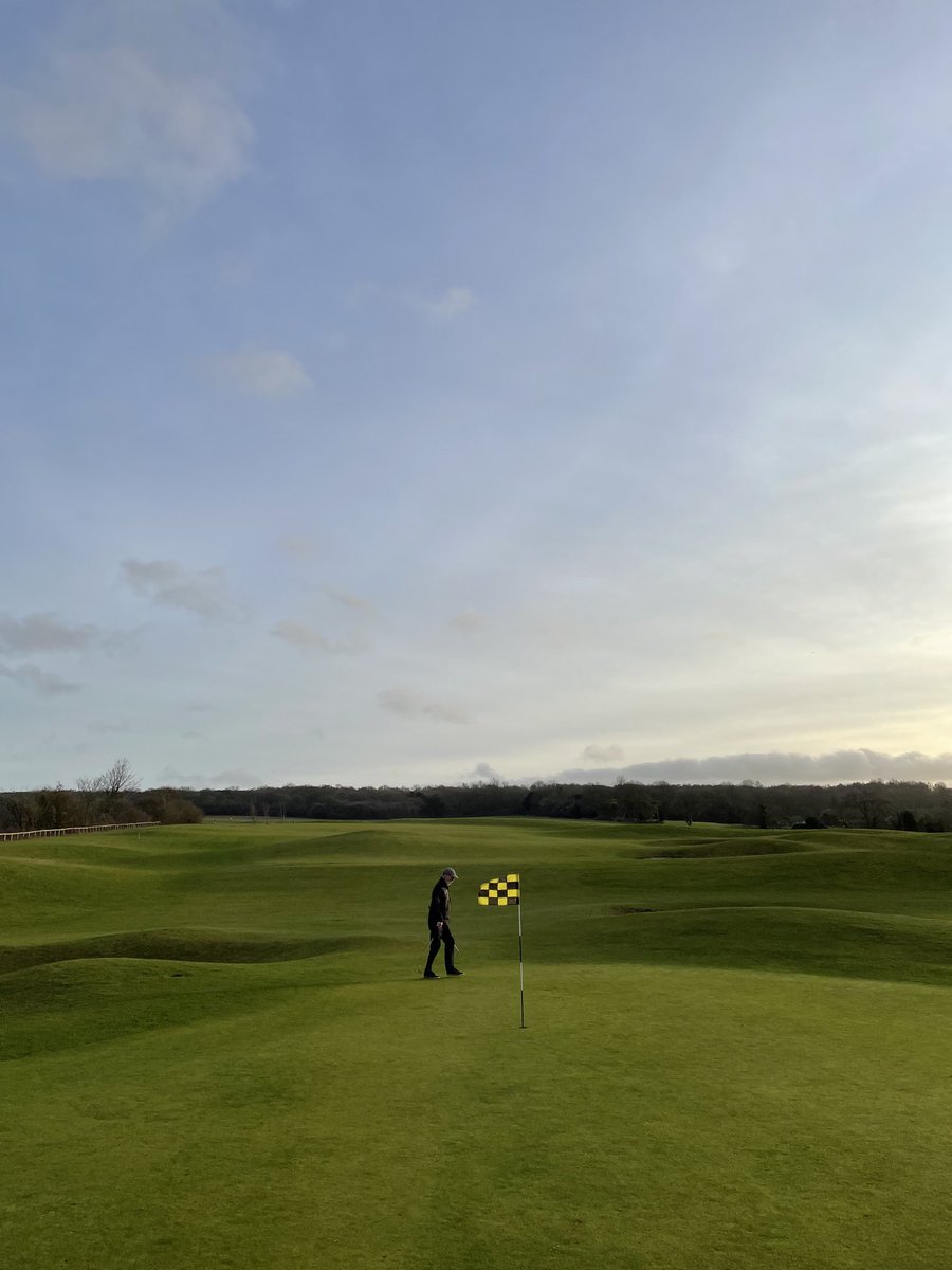 Golf ⁦@ClandonGolf1⁩ today with the old man. Great times 👌🏻
#golf #golfing #dad