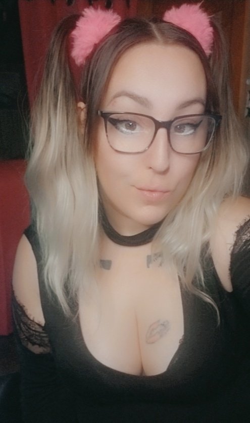 ItsJustRedNow's tweet image. 💫🔴LIVE ON TWITCH💟🥰 #CallofDuty #gamergirl #affiliate #twitchstreamer #smallstreamer #smallstreamersupport @small_united @twitchgirlsRT @CODRetweeter @StreamRetweet #tattoos #Vanguard