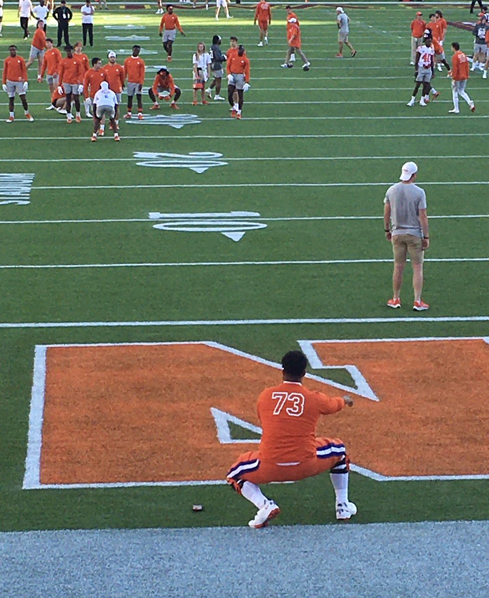 MikeTucker52's tweet photo. Letโs GO CLEMSON @CheezItBowl https://t.co/12hJl4kbzI