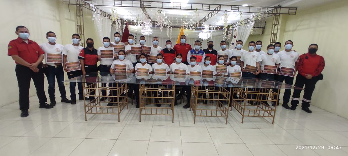 BomberosChone's tweet photo. Nuevos voluntarios se unen al trabajo de los bomberos de Chone

22 voluntarios se suman al Cuerpo de Bomberos de Chone para brindar atención a la ciudadanía.

Para leer la nota completa da click aquí: https://t.co/sR9Y38TRHF https://t.co/MGUyoqr7wO