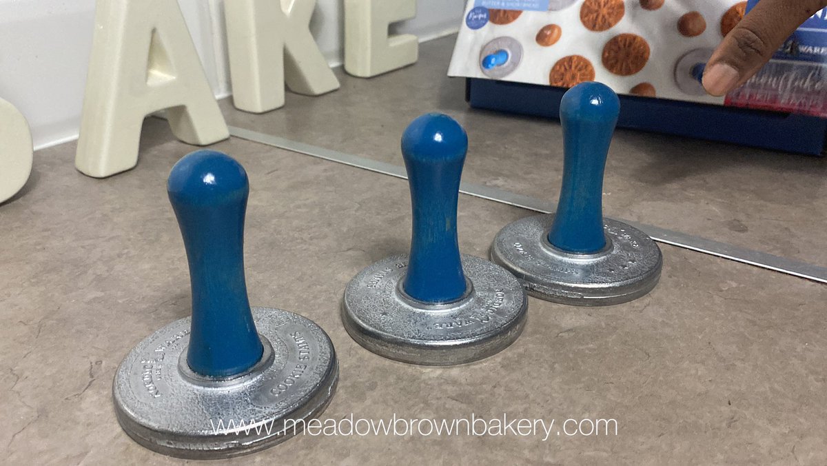 meadowbrownbake's tweet photo. I ordered these this morning to arrive before 10pm and they did. 😍😀. My first @NordicWareUK cookie stamps. I can’t wait to try them tomorrow.
#MeadowBrownBakery #nordicwareuk #NordicwareCookieStamps #HowToBake #Baking #BakingWithKids #BakingFromScratch #GingerBiscuits https://t.co/gwtIijeqXa