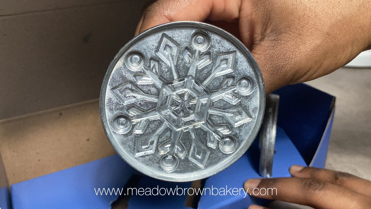 meadowbrownbake's tweet photo. I ordered these this morning to arrive before 10pm and they did. 😍😀. My first @NordicWareUK cookie stamps. I can’t wait to try them tomorrow.
#MeadowBrownBakery #nordicwareuk #NordicwareCookieStamps #HowToBake #Baking #BakingWithKids #BakingFromScratch #GingerBiscuits https://t.co/gwtIijeqXa