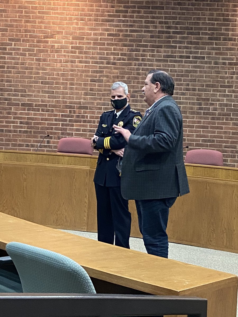 Congratulations Chief Jim Kruger, on an outstanding career of over 40 years in law enforcement and the previous ten with Oak Brook. Enjoy your next adventure!