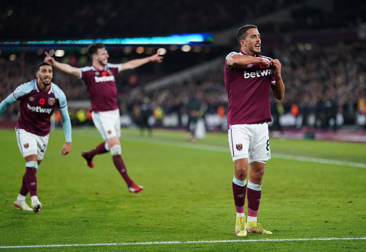 WestHam's tweet photo. In 2021, we have collected more points (73), recorded more victories (22) and scored more goals (73) in the Premier League than in any previous calendar year.

Moving into the New Year with a lot to be proud of 💪 https://t.co/Q0akNoqRMw