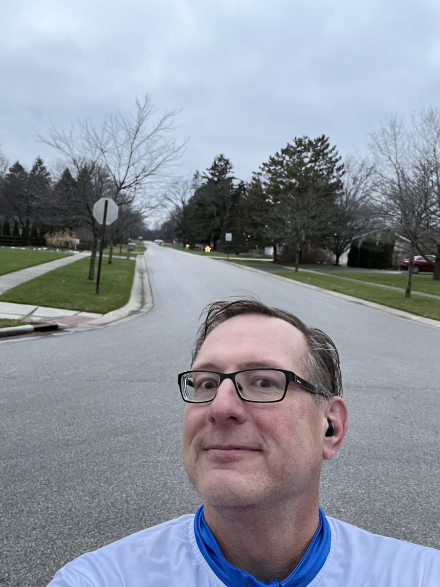tomrdaniels419's tweet photo. Some runs are pure therapy - and today was one of those days. I kept telling myself to slow down and just cruise. Oh well! #HRFitCrew #TherapyRun https://t.co/NoTowu7fFy