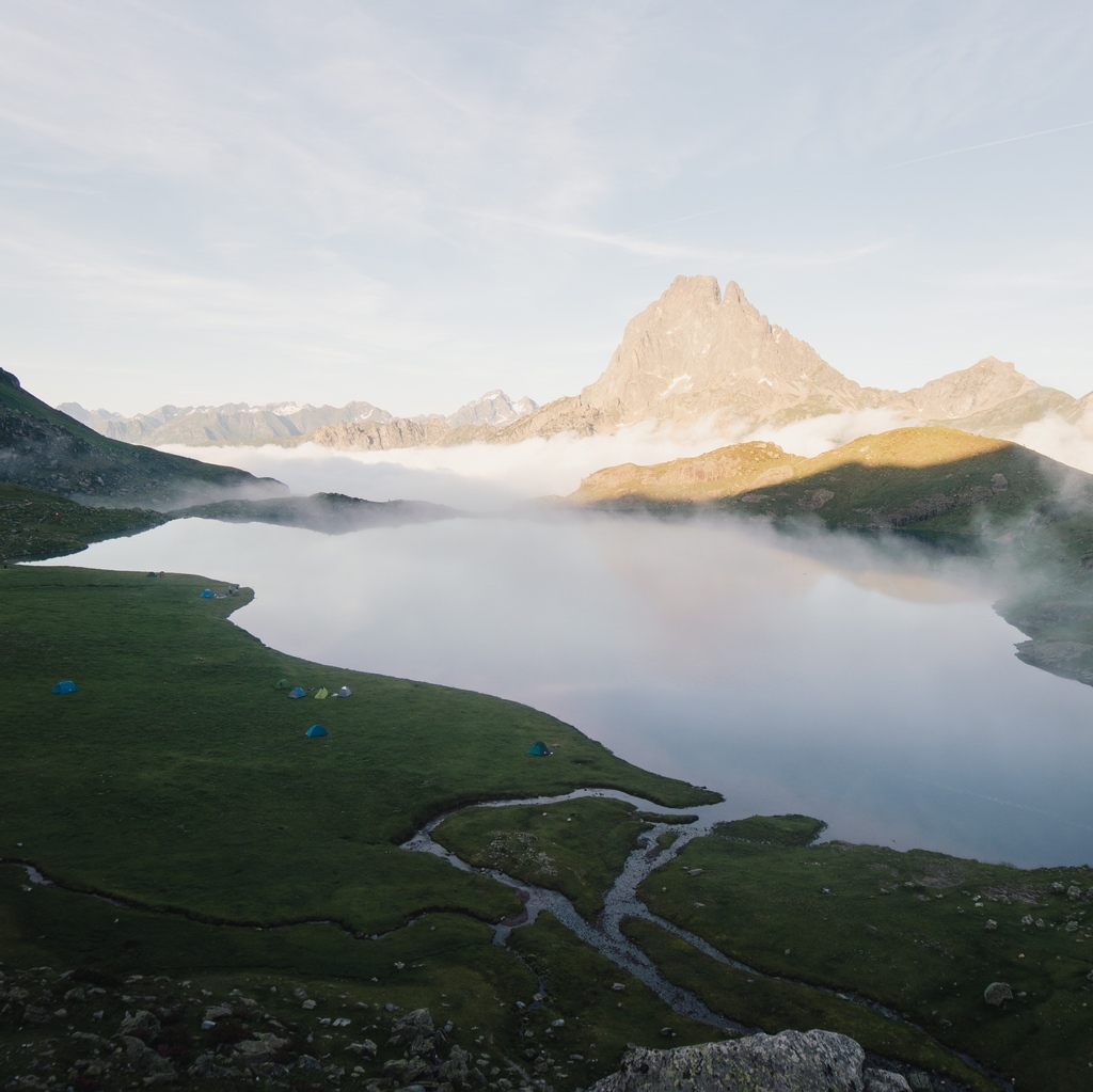 discover_must's tweet photo. Ruta por los Pirineos Franceses 🤠 por @mikesneaky

- Lago de Cristal ✨ 
- Lago corazón (Lac du Montagnon)
- Cascada gigante (Pont d’Espagne)
- Lago de nubes (Lacs d’Ayous)
- Lago de las balsas (Lac de Bious-Artigues)

👉🏼 Link en nuestra bio👈🏼⁠ https://t.co/AgIz2VKa0j
