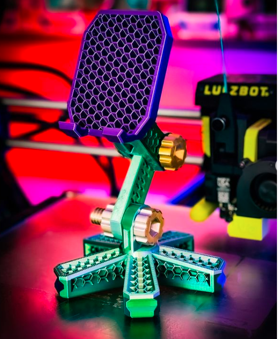 3DFilaPrint's tweet photo. We're loving seeing what people have made using our
#TwoTone #Filaments
@samprentice has made this #Phone holder by @clockspring3d - #3DPrinted on @lulzbot3d
https://t.co/JDJFkmJ5iG
#Lulzbot #Clockspring #3DPrinting #3DPrint #3DPrinted #3DPrinter #3DFilaPrint #SamPrentice https://t.co/i4jPScASNR