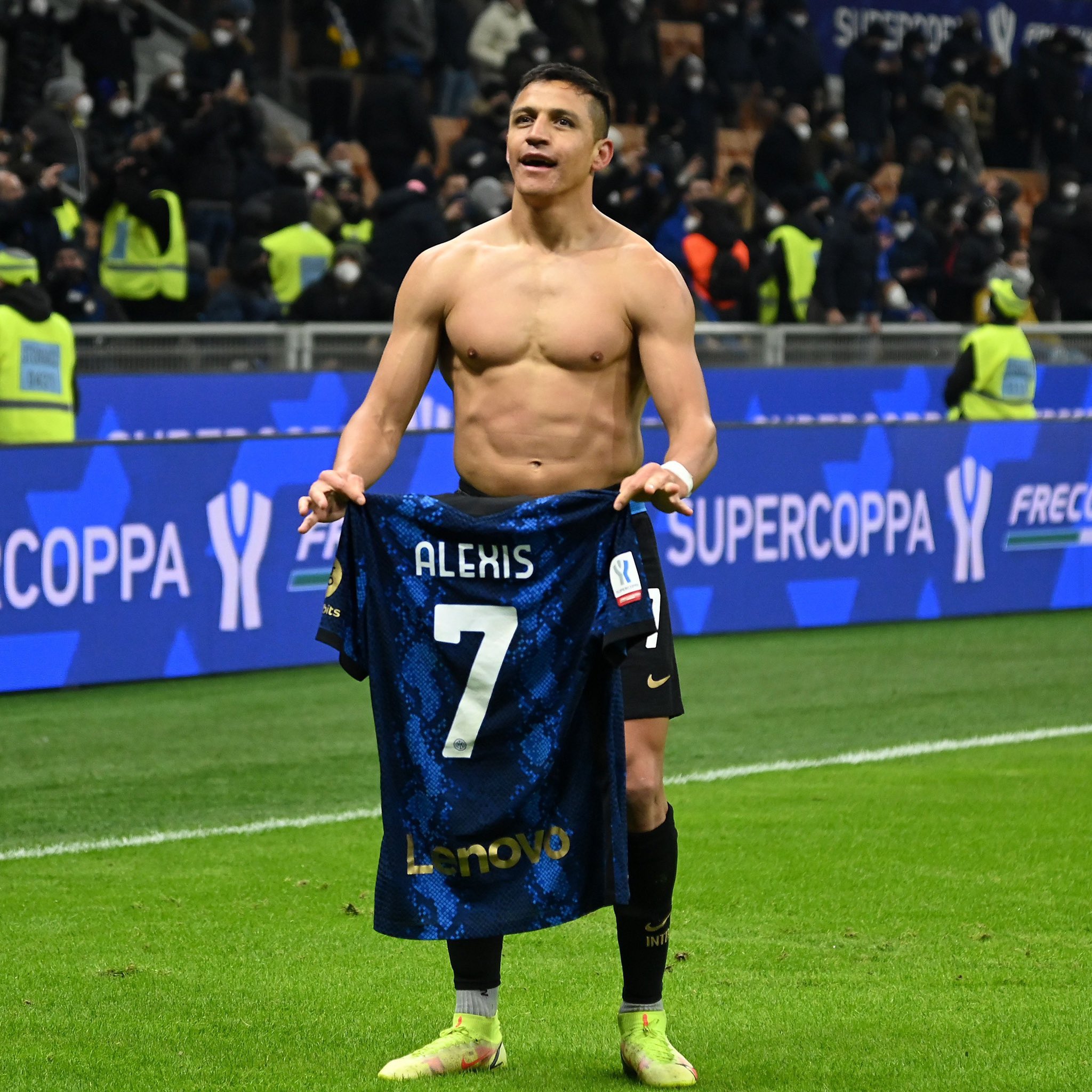 清水祐貴 サンチェス Alexis Sanchez 僕がグーナーになるきっかけをくれた人 元気そうで何より ゴツさも相変わらず 今年は僕も筋トレ頑張ります アーセナル アレクシスサンチェス 今年でグーナー9年目突入 T Co Rikbayypz6