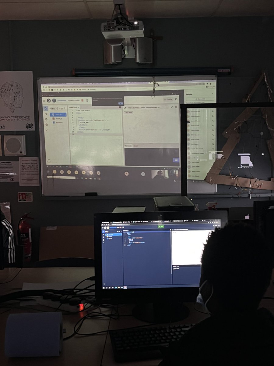janegill2018's tweet photo. 5th year Computer Science students brushing up on their JavaScript skills today, thanks to @CSinc_IE and Keith Nolan for facilitating this workshop 💻👏🏻 @SaintEunans @LCCompSci @Eoin_CS https://t.co/w1SaMKBaQ5