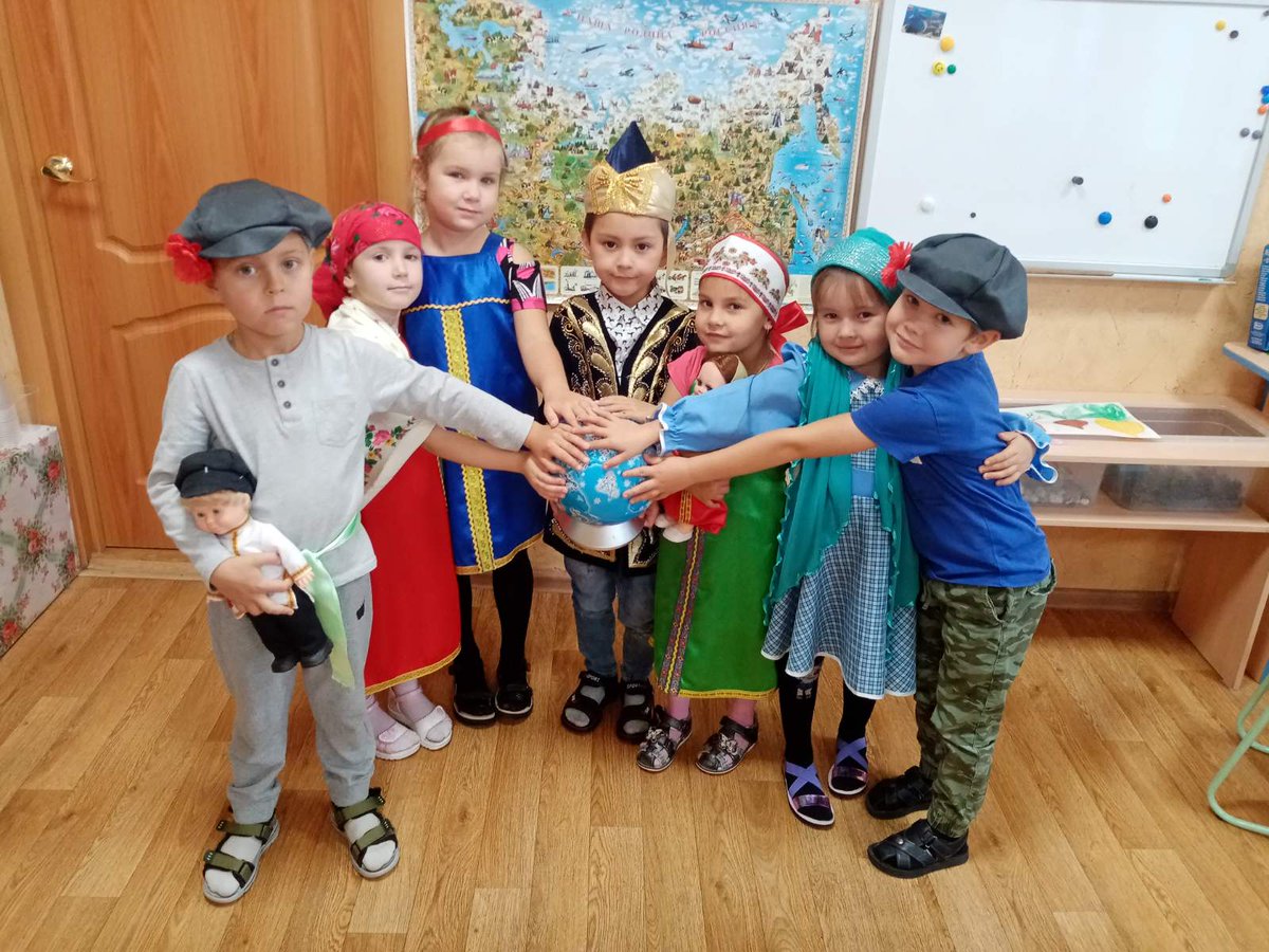 В детском саду "Ручеёк" проводятся мероприятия, посвящённые "Дню Самарской губернии". Ребята прослушали беседы, посмотрели презентации, играли, отгадывали загадки, читали стихи о родном крае.