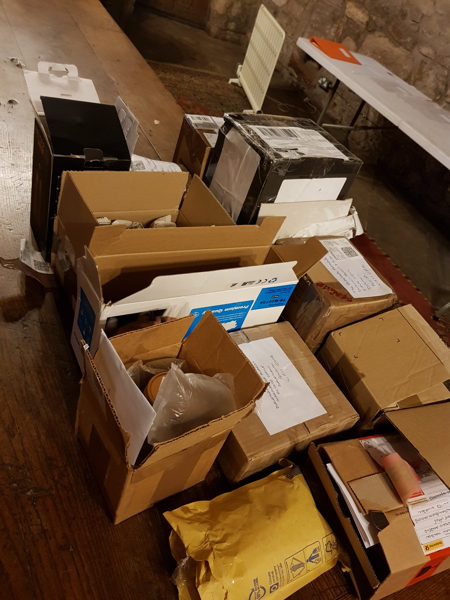 Jars are starting to arrive from all over the world, with the latest entries coming from Brazil, South Africa and Zambia!
#marmalade #competition #jars #boxes #international