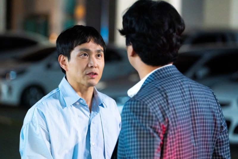 엉클 스틸컷 📸 #엉클 #오정세Translate post